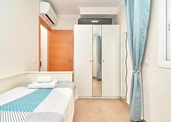 Апартаменты Plaza Espana E1 Нерха