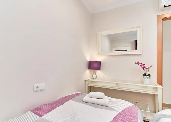 Plaza Espana E1 Apartament