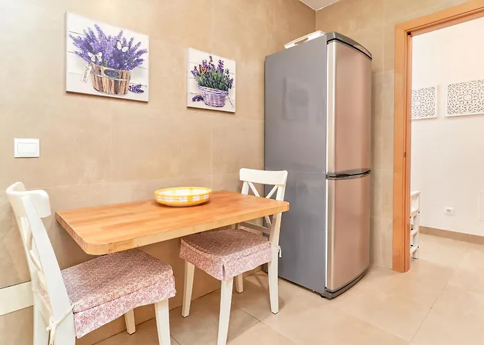 Apartament Plaza Espana E1 *