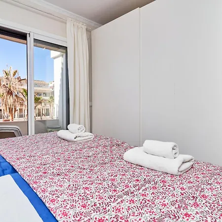 Апартаменти Plaza Espana E1 *