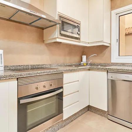 Апартаменти Plaza Espana E1 Нерха